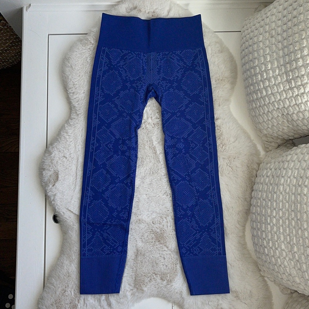 Lululemon Snake Print Leggings